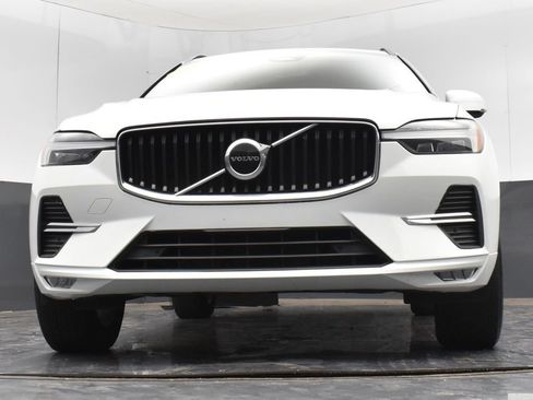 Used 2022 Volvo XC60 B5 Momentum AWD/4WD image 24
