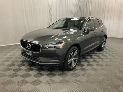 Used 2020 Volvo XC60 T5 Momentum w/ Protection Package Premier AWD/4WD image 5