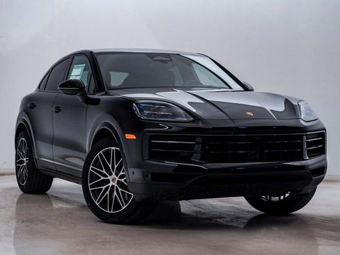 New 2026 Porsche Cayenne Coupe image 8