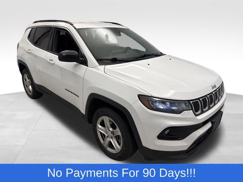 Used 2023 Jeep Compass Latitude AWD/4WD image 1