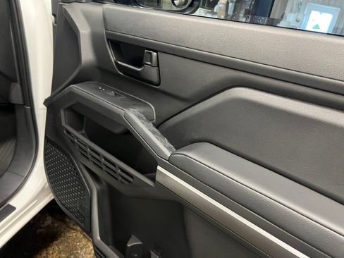 Used 2024 Toyota Tacoma SR5 image 35