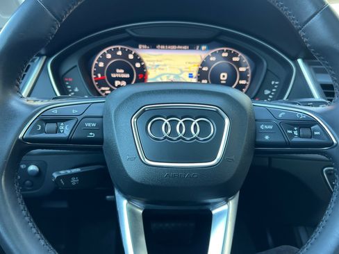 Used 2018 Audi Q5 Prestige w/ Prestige Package image 24