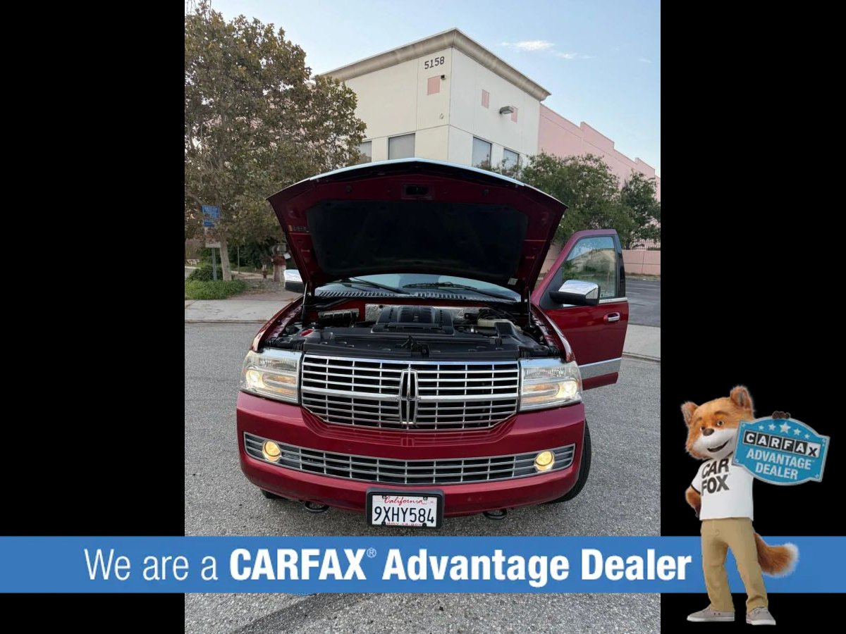 Used 2014 Lincoln Navigator 4WD image 57