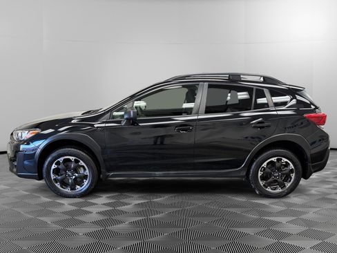 Used 2023 Subaru Crosstrek 2.0i image 2