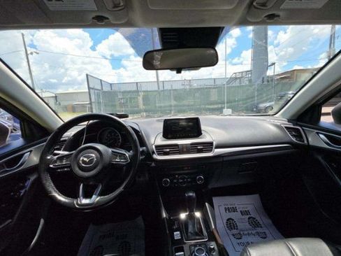 Used 2017 MAZDA MAZDA3 Touring FWD image 17