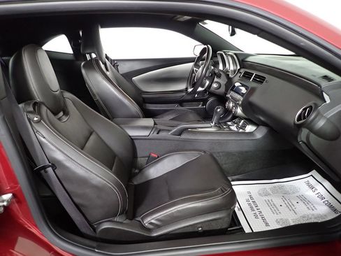 Used 2010 Chevrolet Camaro LT RWD image 32