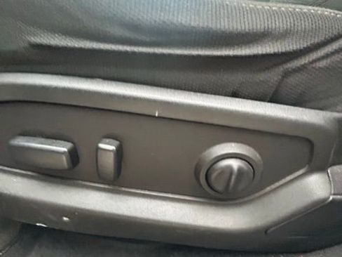 Used 2017 Chevrolet Traverse LT image 18