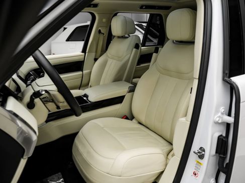 Used 2024 Land Rover Range Rover SE AWD/4WD image 31