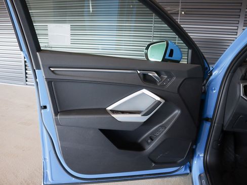 Used 2022 Audi Q3 2.0T Premium w/ Convenience Package image 28