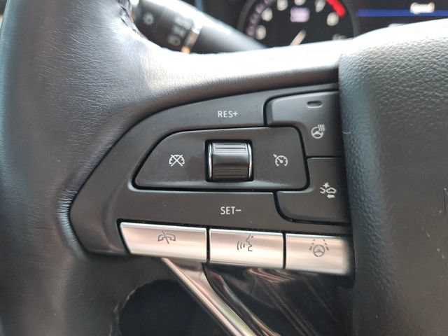 Used 2024 Cadillac XT6 Premium Luxury w/ Technology Package FWD image 24