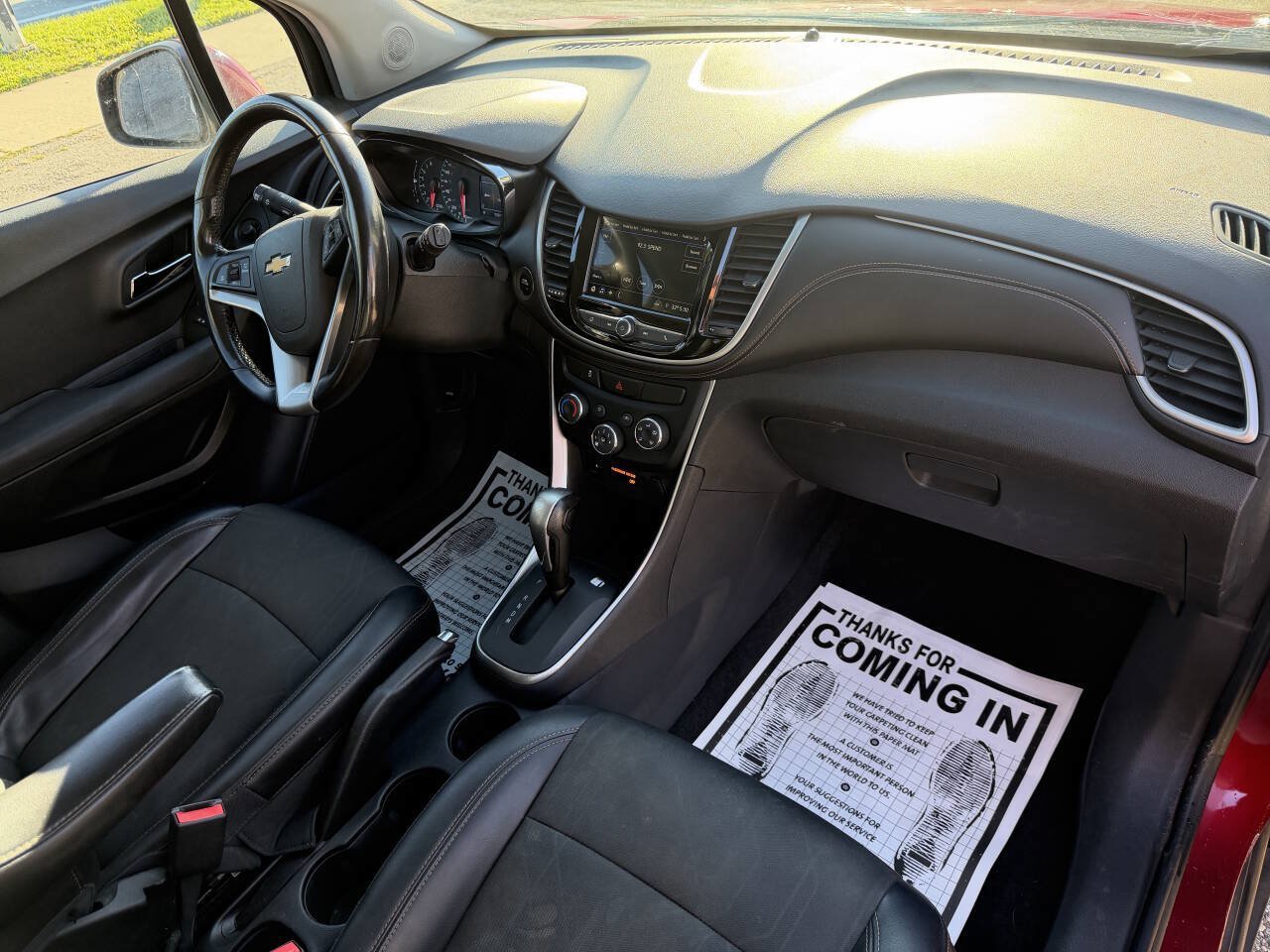 Used 2019 Chevrolet Trax LT w/ LT Convenience Package FWD image 10