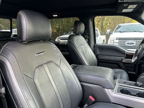 Used 2016 Ford F150 Platinum w/ Equipment Group 701A Luxury image 12