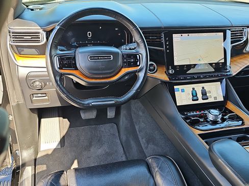 Used 2022 Jeep Grand Wagoneer Series III w/ Rear Seat Video Group 1 AWD/4WD image 36