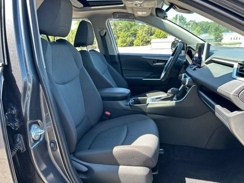 Used 2025 Toyota RAV4 XLE w/ Convenience Package AWD/4WD image 24