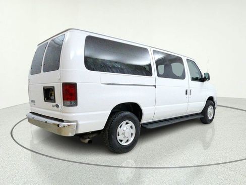 Used 2010 Ford E-350 and Econoline 350 XL RWD image 8