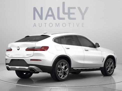 Used 2022 BMW X4 xDrive30i w/ Premium Package 2 AWD/4WD image 3