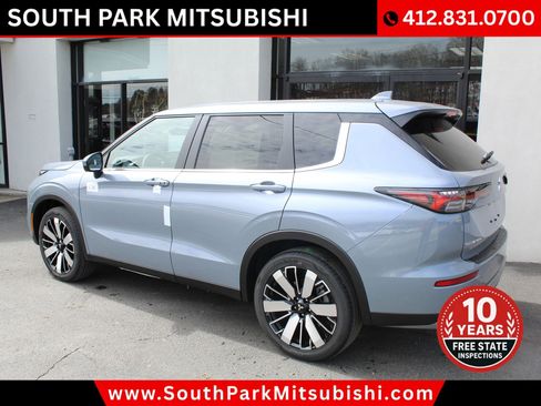 Used 2026 Mitsubishi Outlander SE image 6