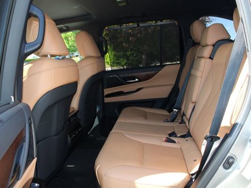 Used 2023 Lexus LX 600 4WD w/ Appearance Package image 14