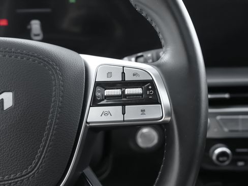 Used 2023 Kia Telluride S w/ S Sunroof Package FWD image 20