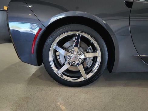Used 2014 Chevrolet Corvette Stingray Coupe image 9