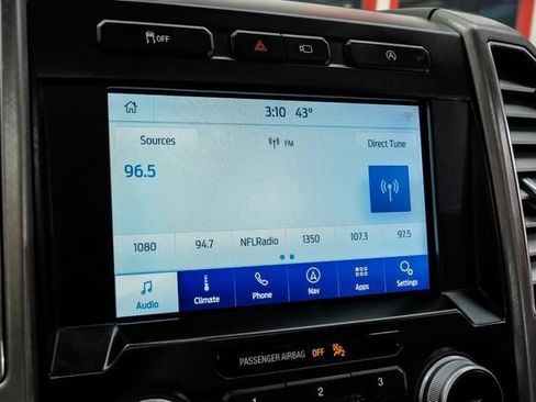 Used 2020 Ford F150 Limited w/ Trailer Tow Package image 31