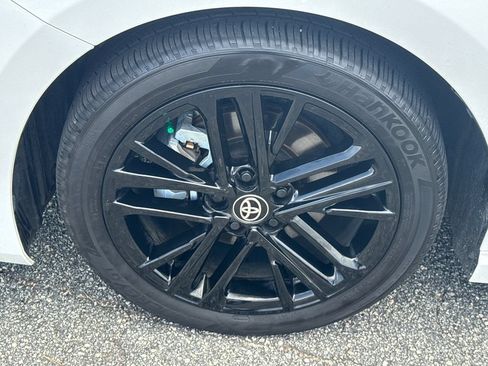 Certified 2025 Toyota Camry SE FWD image 11