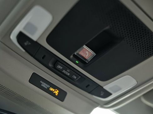 Used 2023 Honda Accord LX image 40