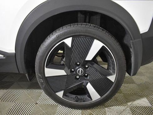 Certified 2025 Nissan Kicks SR image 38