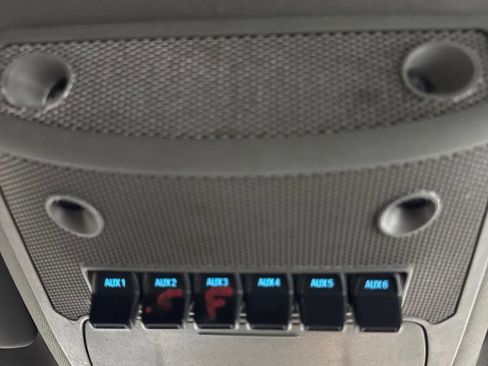 Used 2021 Ford F550 4x4 Crew Cab Super Duty w/ Power Equipment Group image 21