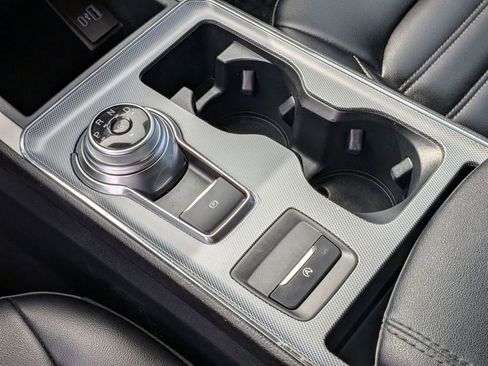 Used 2022 Ford Edge SEL image 24