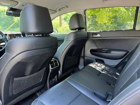 Used 2018 Kia Sportage EX AWD/4WD image 15