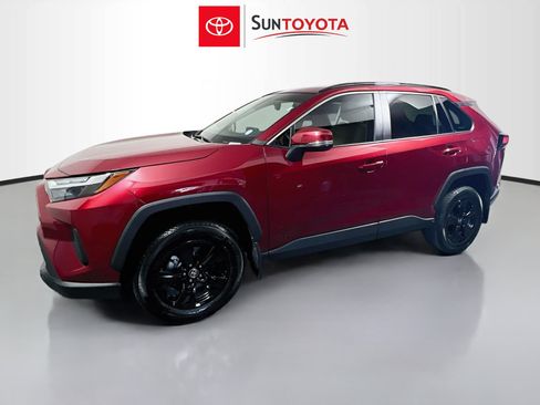 Used 2025 Toyota RAV4 XLE w/ Convenience Package FWD image 9