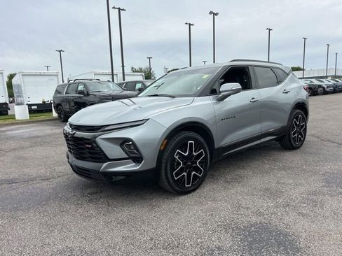 Used 2023 Chevrolet Blazer RS w/ Enhanced Convenience Package AWD/4WD image 7