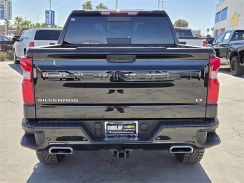 Used 2022 Chevrolet Silverado 1500 LT Trail Boss w/ Convenience Package II image 5