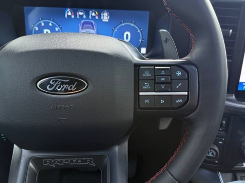 Used 2025 Ford F150 Raptor AWD/4WD image 34