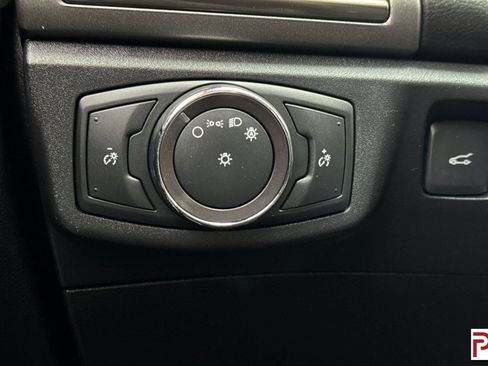 Used 2018 Ford Fusion Energi SE image 31