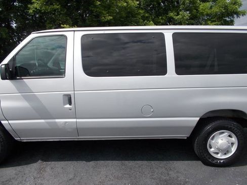 Used 1999 Ford E-350 and Econoline 350 XLT RWD image 6