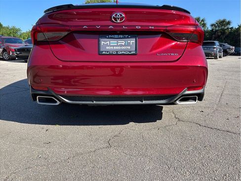 Used 2019 Toyota Avalon Limited w/ Advanced Safety Package image 15