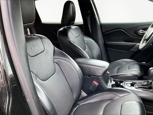 Used 2022 Jeep Cherokee Limited image 20