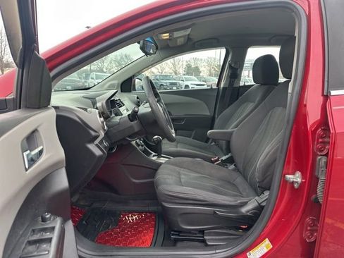 Used 2012 Chevrolet Sonic LT image 8
