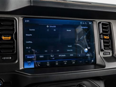 Used 2024 Ford Bronco Badlands image 41