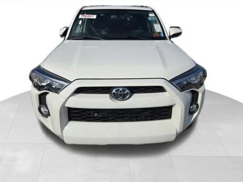 Used 2019 Toyota 4Runner SR5 Premium AWD/4WD image 3