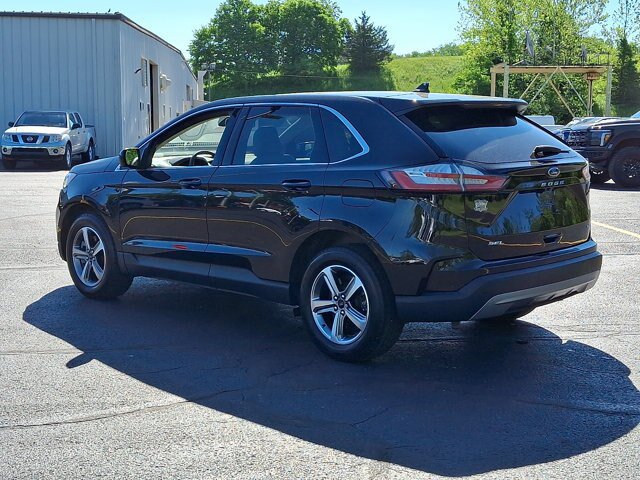 Certified 2024 Ford Edge SEL w/ Convenience Package AWD/4WD image 4