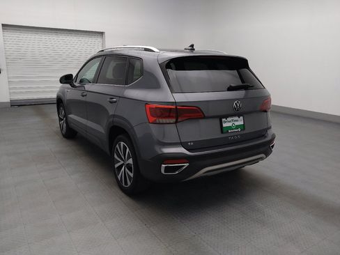 Used 2022 Volkswagen Taos SE FWD image 5