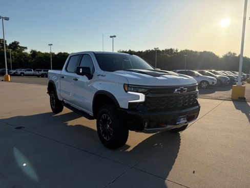 New 2026 Chevrolet Silverado 1500 ZR2 AWD/4WD image 7