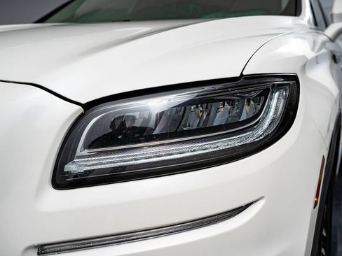 Used 2020 Lincoln Nautilus Reserve w/ Equipment Group 201A AWD/4WD image 15