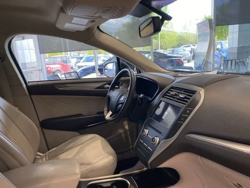 Used 2017 Lincoln MKC Premiere AWD/4WD image 11
