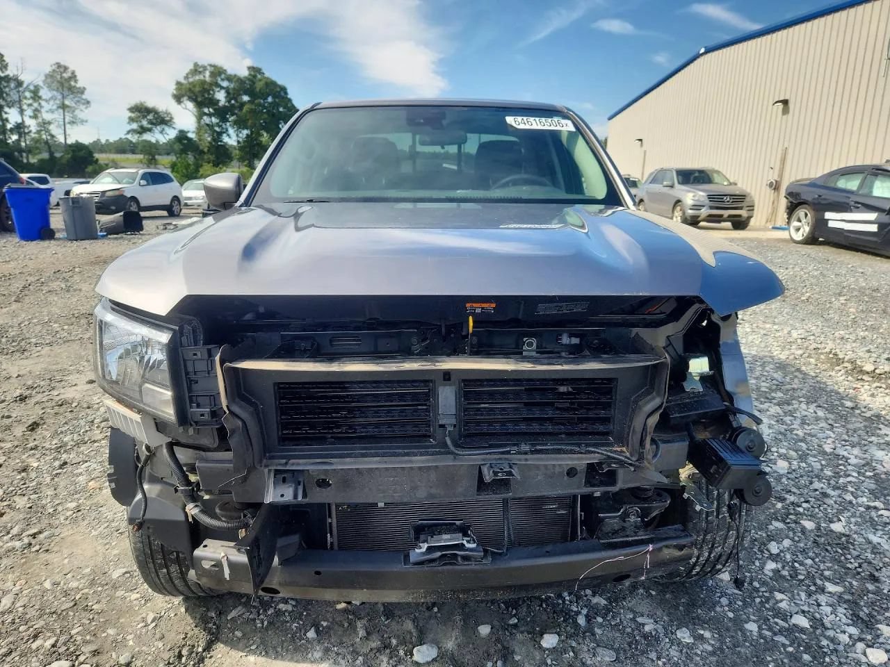 Used 2024 Nissan Frontier SV w/ SV Convenience Package RWD image 5