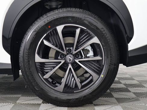 New 2026 Lexus RZ 350e image 10