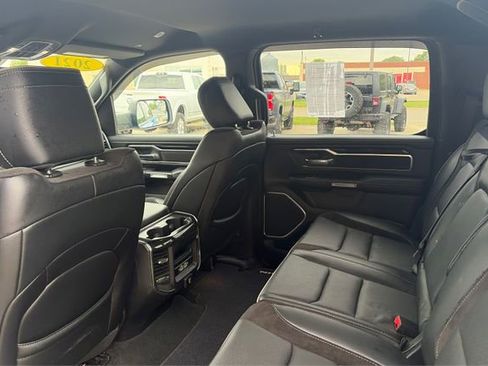 Used 2021 RAM 1500 Laramie w/ Sport Appearance Package AWD/4WD image 10